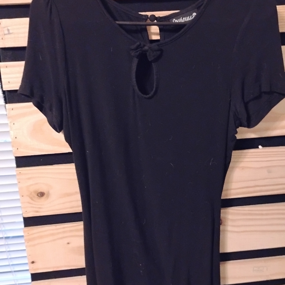 Sourpuss key hole shirt